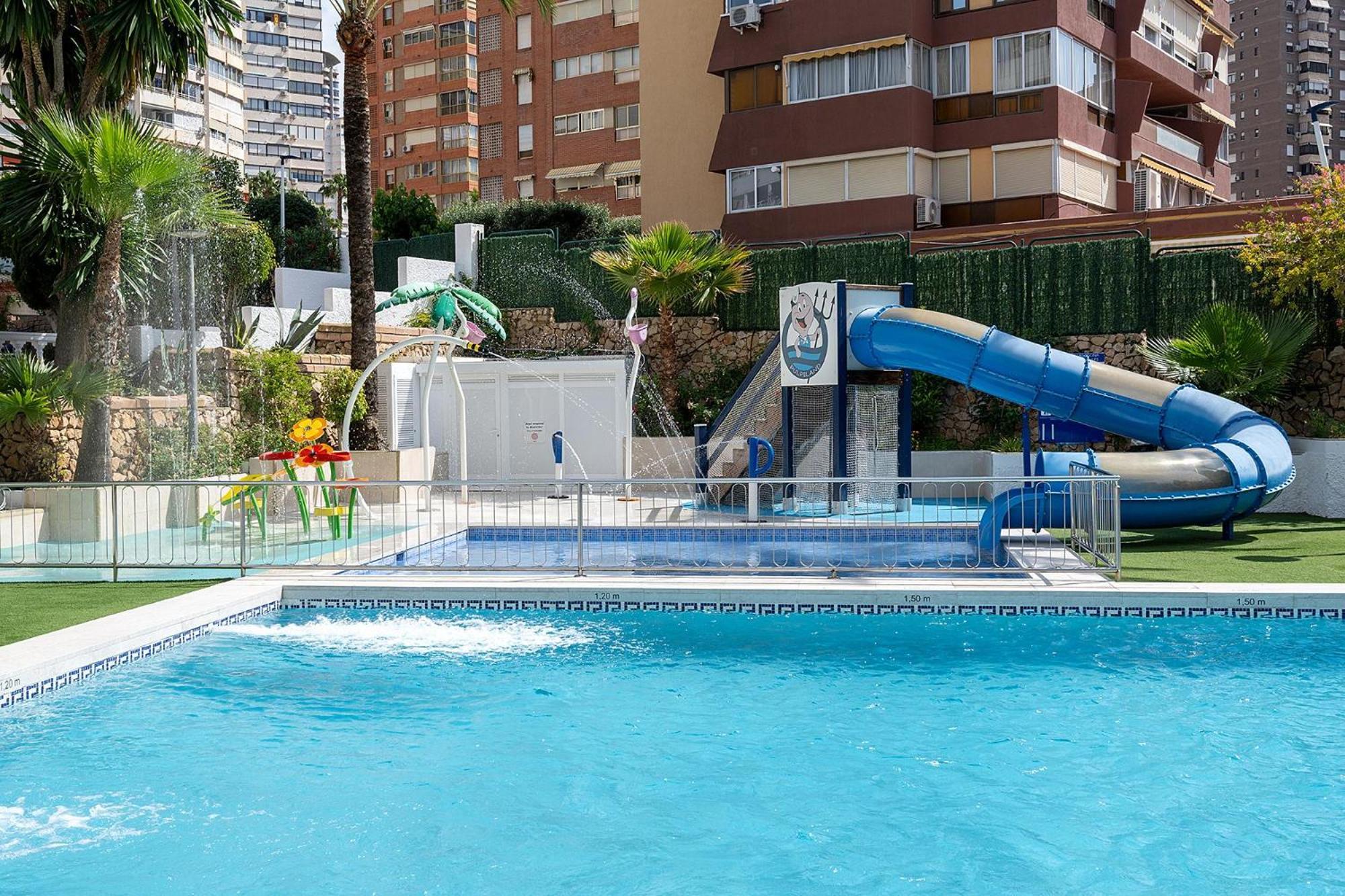 בנידורם Poseidon Resort מראה חיצוני תמונה
