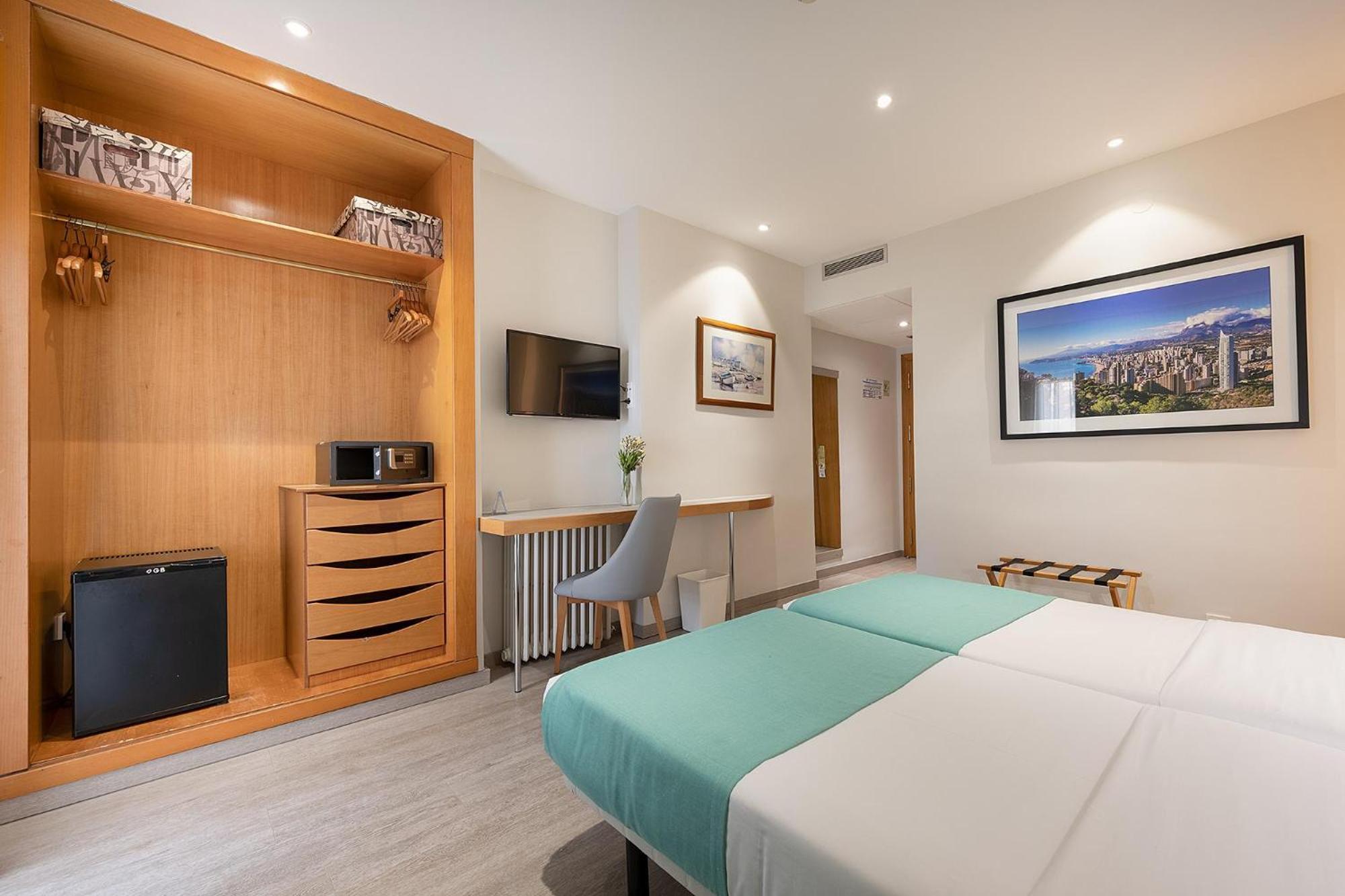 בנידורם Poseidon Resort מראה חיצוני תמונה
